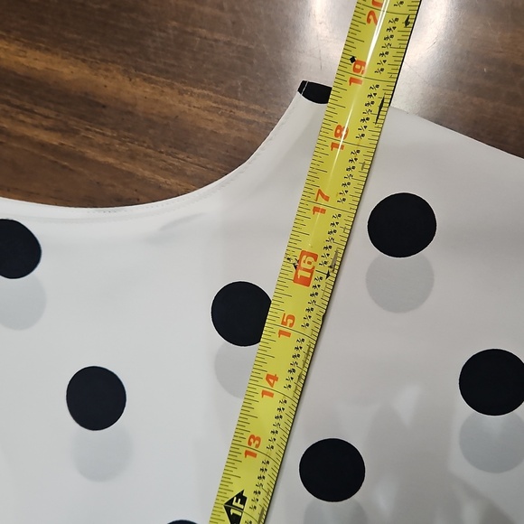 Polka Dot Sleeveless Top - Black and White - Picture 4 of 6